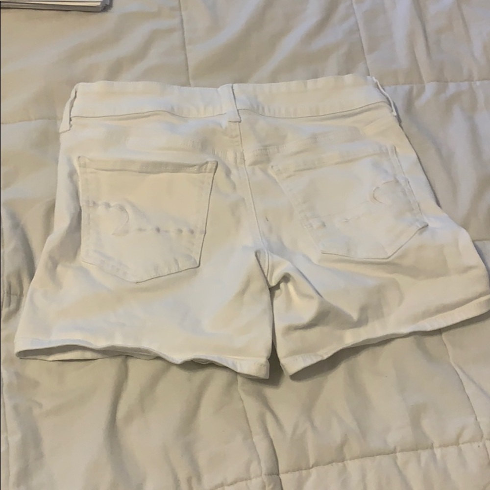 Shorts - Picture 3 of 3